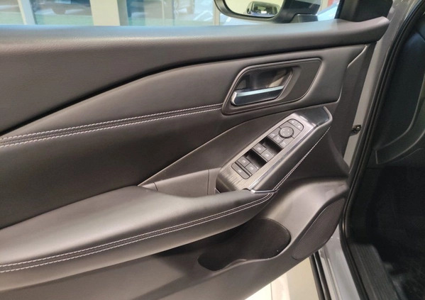 Nissan Qashqai cena 123700 przebieg: 47767, rok produkcji 2022 z Kraków małe 742